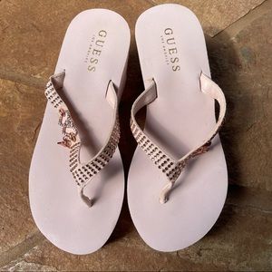 Guess Embellished Platform Flip Flops Light Pink Size 6 1/2